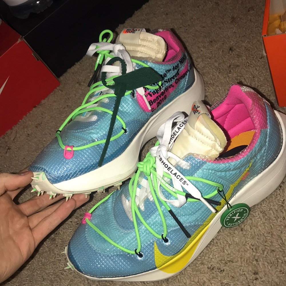 Off-white Vapor Street size 11.5 M 13 W